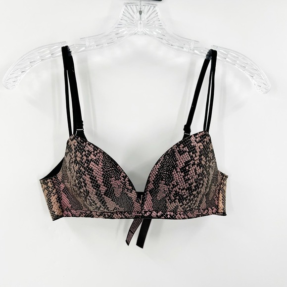 Victoria's Secret Black Pink Reptile Print Wireless Padded T-Shirt Bra Size 32B - Picture 1 of 7
